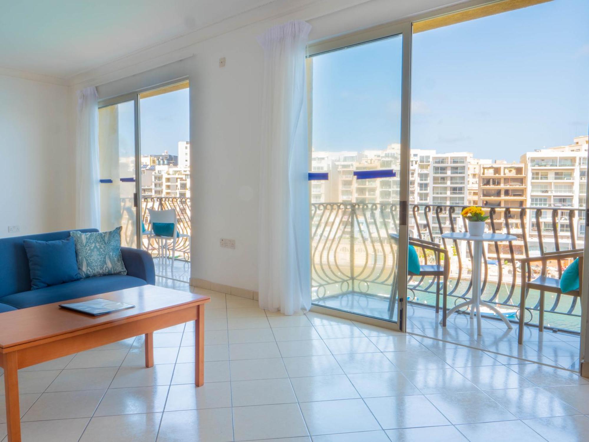 Morina Court - Seaview Apartments And Penthouse In St Julians By Shortletsmalta San Ġiljan Exterior foto