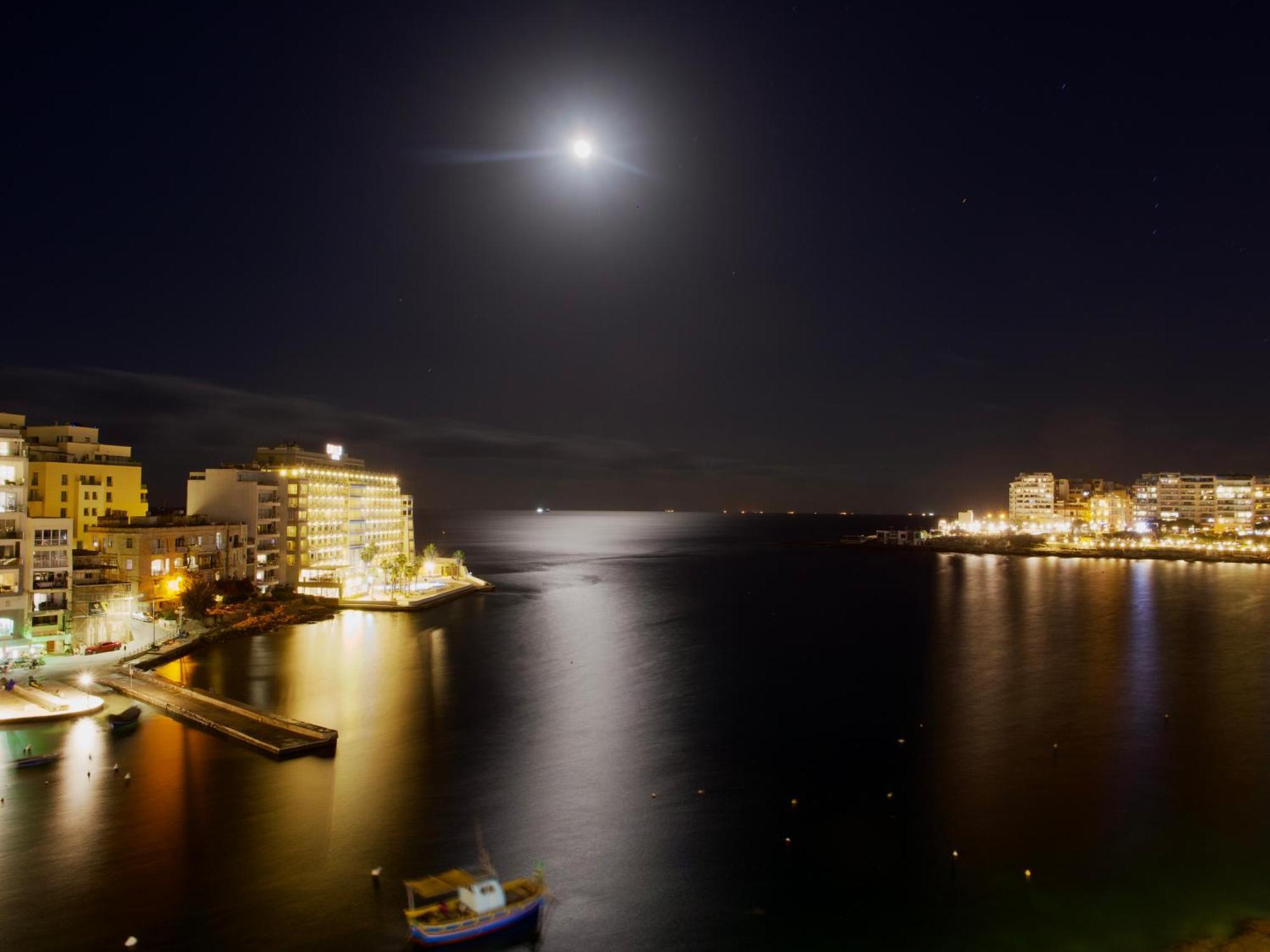 Morina Court - Seaview Apartments And Penthouse In St Julians By Shortletsmalta San Ġiljan Exterior foto