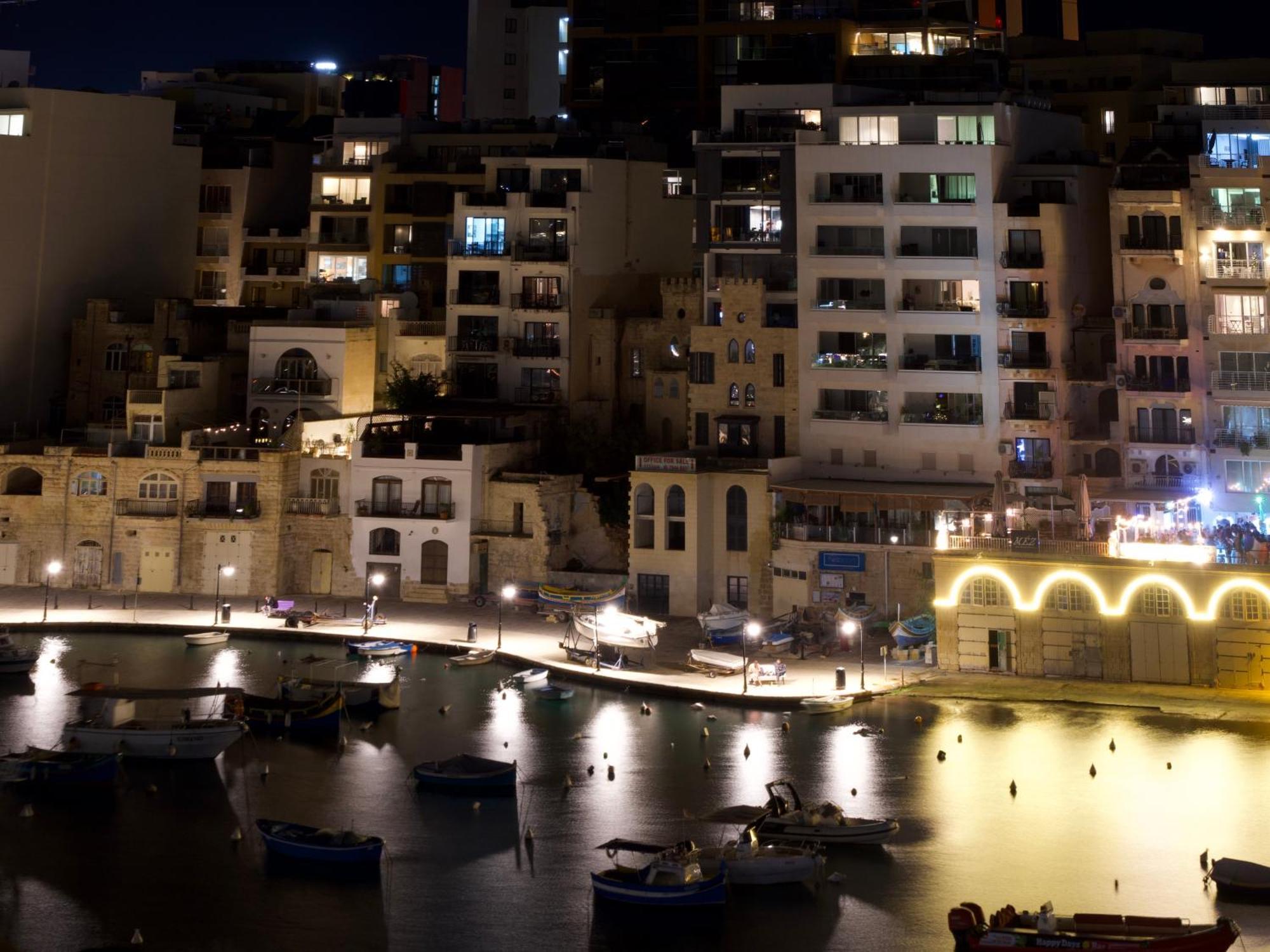 Morina Court - Seaview Apartments And Penthouse In St Julians By Shortletsmalta San Ġiljan Exterior foto